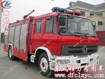 东风153六吨水罐消防车