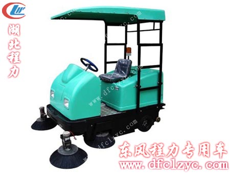 清扫宽度为1750mm电动扫路车