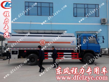 湖北程力东风153运油车
