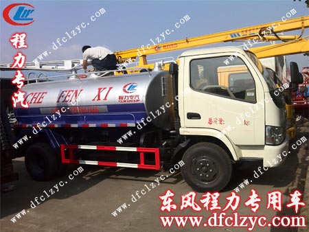 东风劲卡吸粪车