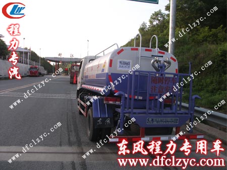东风劲卡洒水车