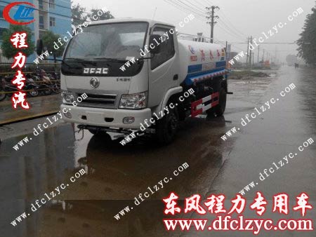 湖北程力的东风劲卡洒水车