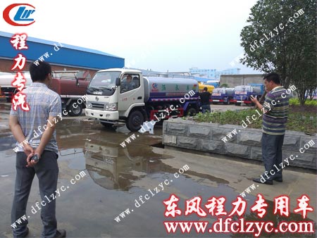 东风劲卡洒水车用户学习使用