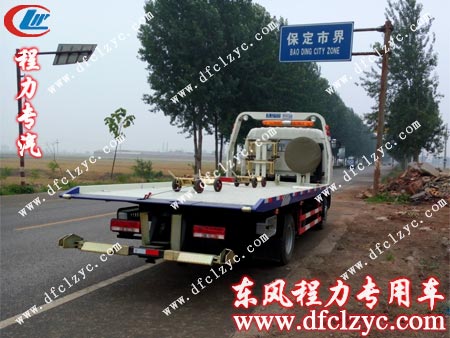 东风多利卡一拖二清障车