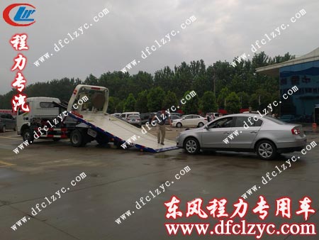 东风多利卡一拖二清障车