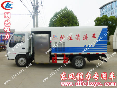 五十铃护栏清洗车侧面示意图