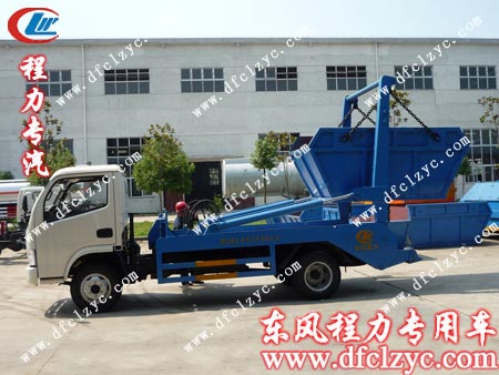 程力公司摆臂垃圾车操作展示