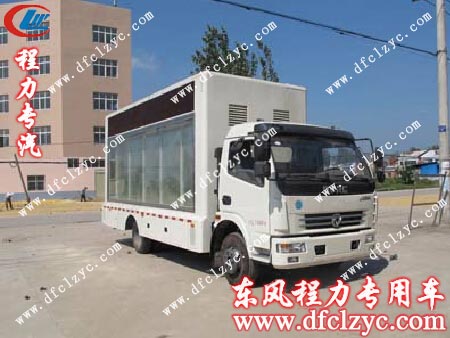 湖北程力东风多利卡LED广告宣传车展示图