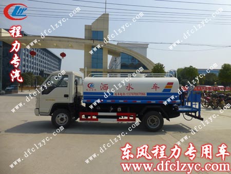湖北程力蓝白色的福田3360洒水车
