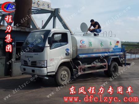 湖北程力销售一部客户叶先生现场验车