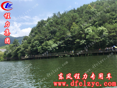 尽观山湖美景