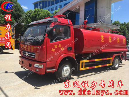 湖北程力生产的东风大多利卡消防洒水车