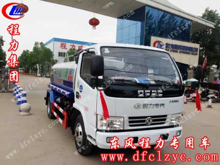 湖北程力东风小多利卡洒水车顺利发车图片