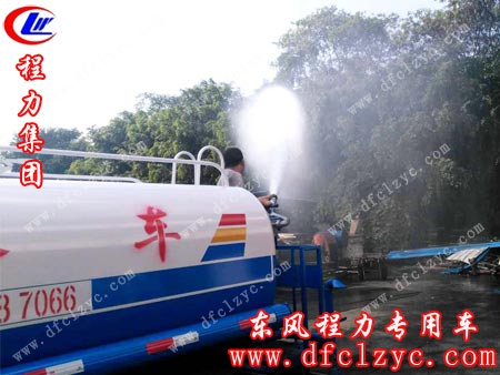 湖北程力国三五方洒水车