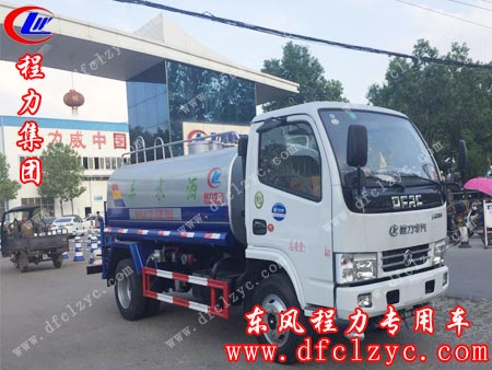 湖北程力集团东风小多利卡洒水车