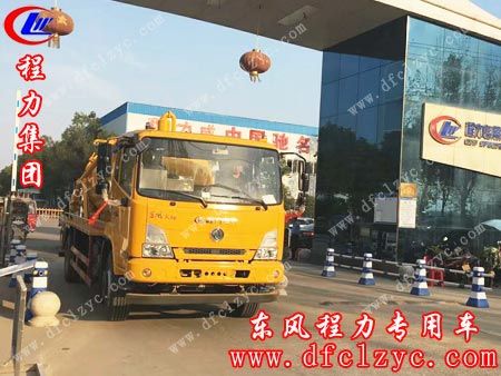 湖北程力东风天锦吸污车