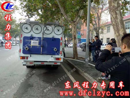 湖北程程力五十铃吸尘车正在验证车中