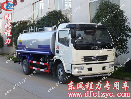 湖北程力集团东风大多利卡洒水车