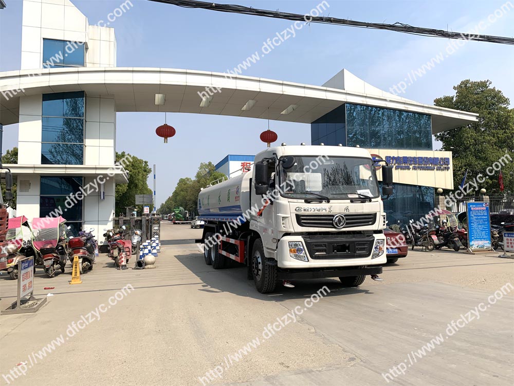 湖北程力东风后双桥洒水车