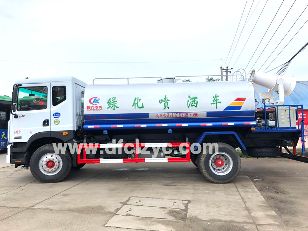 湖北程力东风D9喷雾车