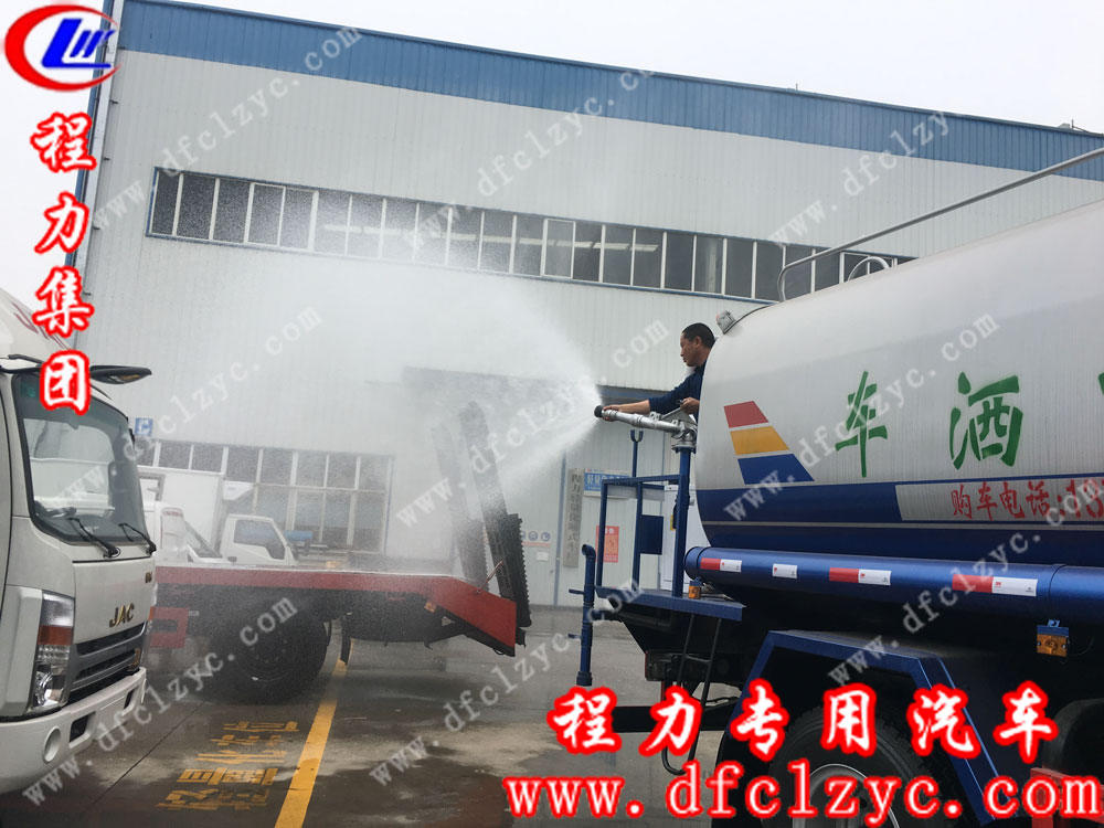 程力专用汽车股份有限公司东风D9喷雾车
