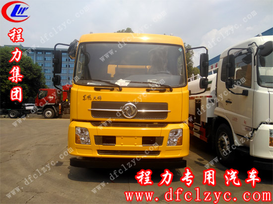 湖北程力集团东风天锦12吨清洗吸污车