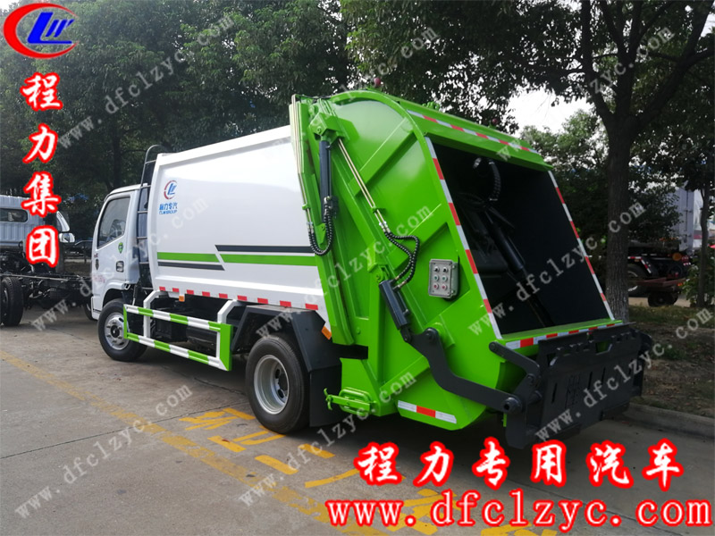 湖北程力国六东风小多利卡压缩垃圾车